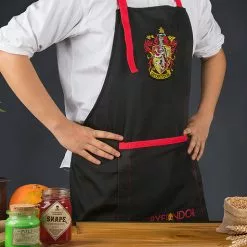 Delantal De Gryffindor - Harry Potter -Complementos Ventas delantal de gryffindor harry potter 3