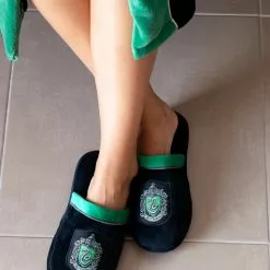 Zapatillas De Estar Por Casa Slytherin Para Niños - Harry Potter 14 Zapatillas De Estar Por Casa Slytherin Para Niños - Harry Potter -Complementos Ventas zapatillas de estar por casa slytherin para ninos harry potter 4
